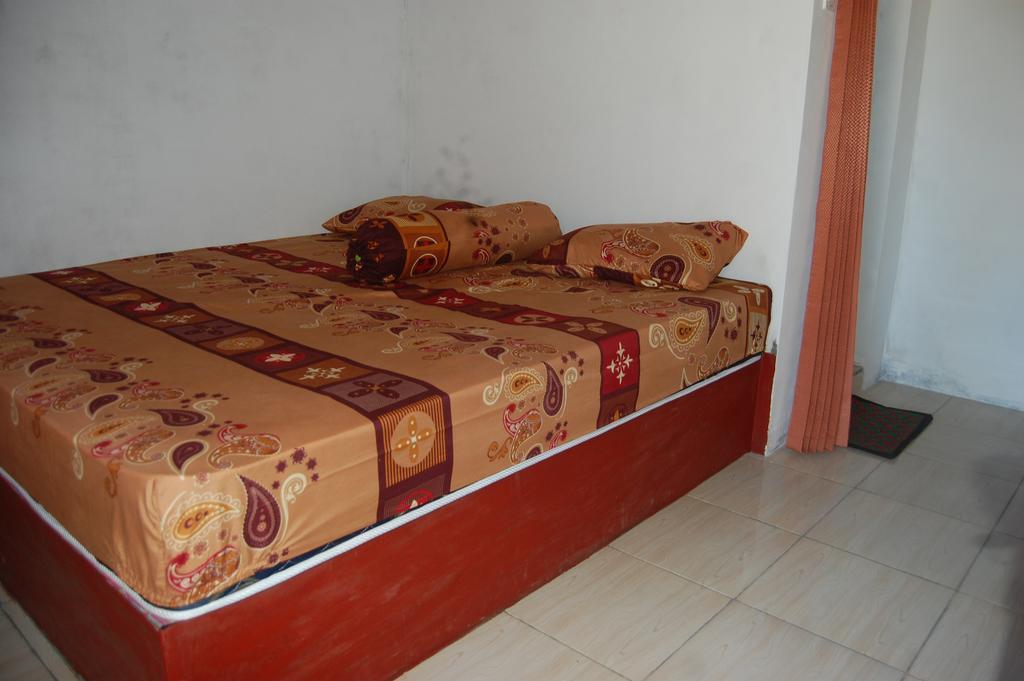 Defa Homestay Kuta  Δωμάτιο φωτογραφία