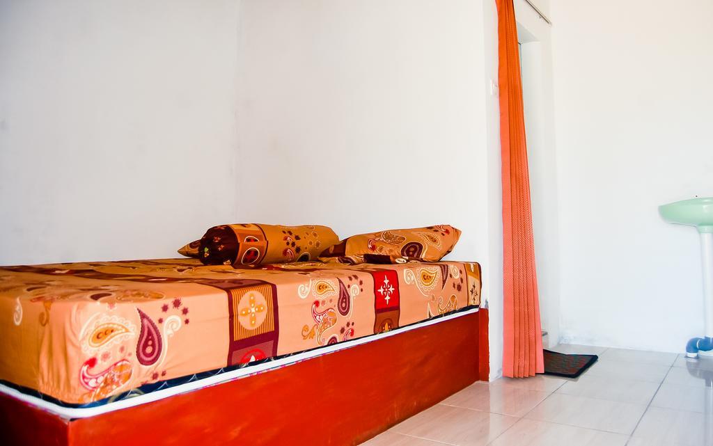 Defa Homestay Kuta  Δωμάτιο φωτογραφία